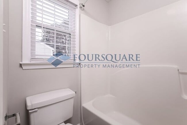 Building Photo - Default