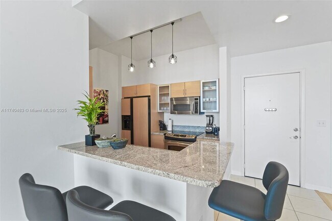 Building Photo - 2775 NE 187th St