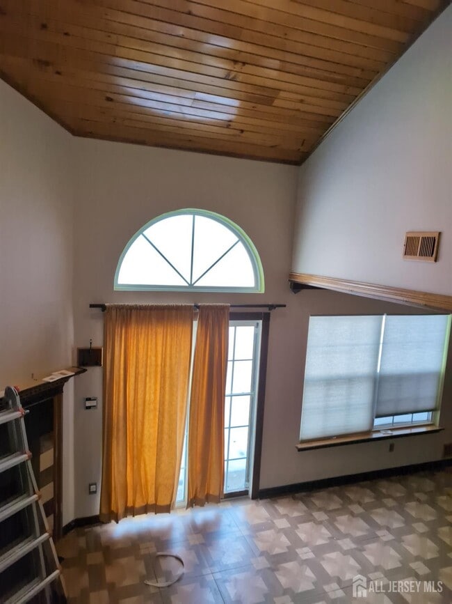 Building Photo - 176 Nebula Rd