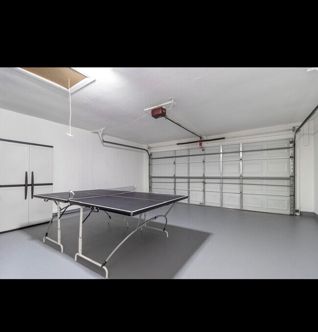 Building Photo - 9605 129th Ave