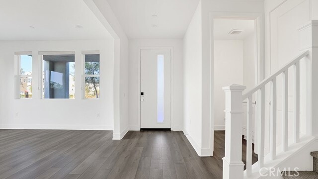 Building Photo - 401 Junco