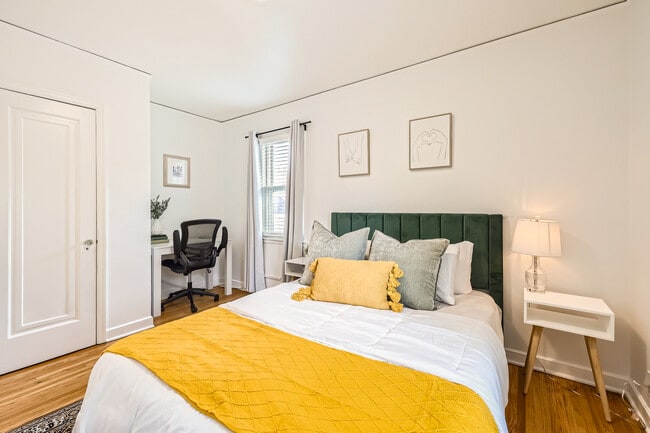 Building Photo - 3807 France Ave S