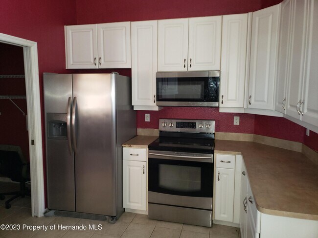 Building Photo - 15433 Sonora Dr