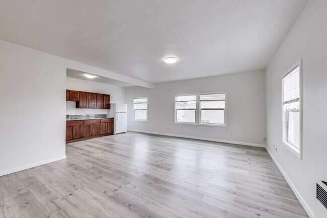 Building Photo - 1454 36th Ave