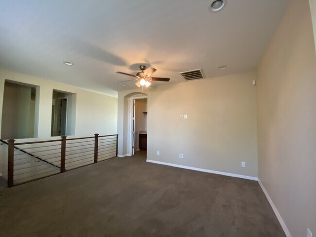 Building Photo - 3726 E Angstead Dr