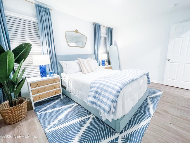 Building Photo - 72 Pamplona Dr