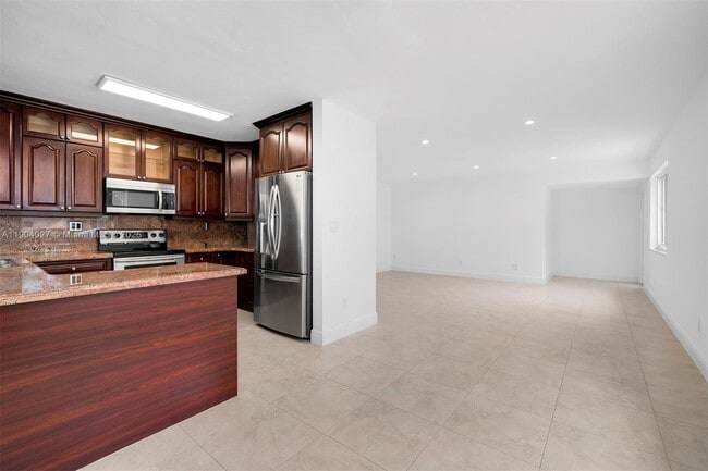 Building Photo - 7575 SW 134th St