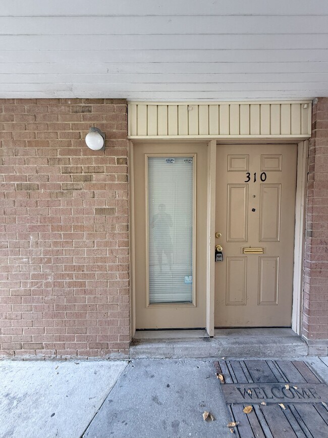 Primary Photo - 413 Lincoln Ave