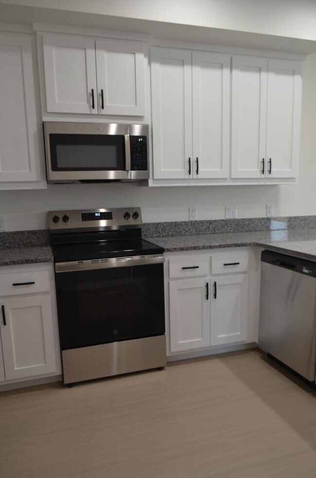 Building Photo - 1438 Walker Pl Blvd