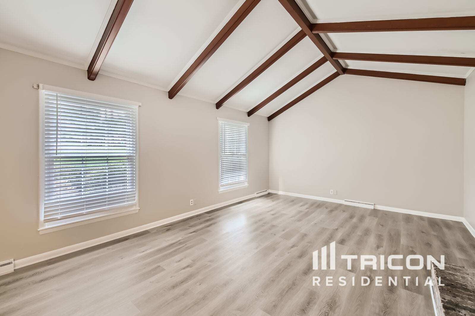 Building Photo - 3251 Deerwood Dr