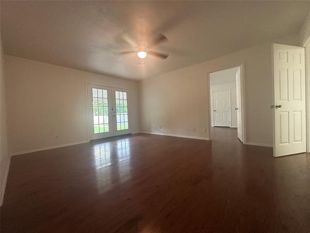 Building Photo - 304 N Central Expy