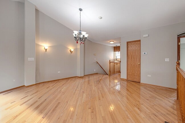 Building Photo - 2913 Saganashkee Ln