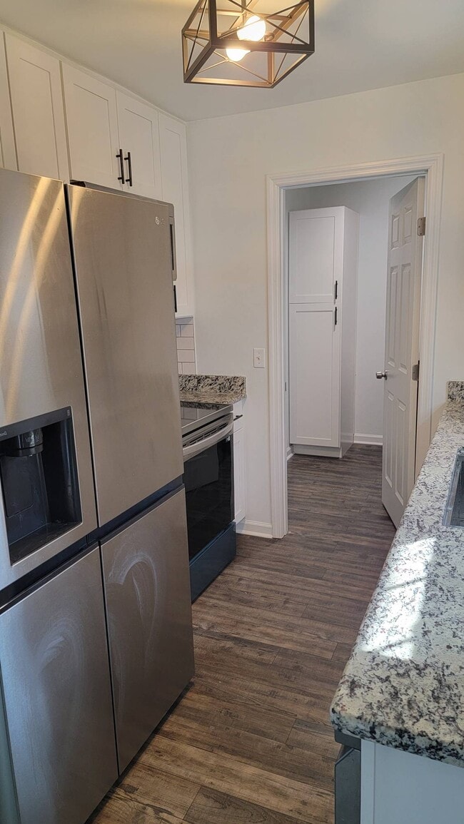 Building Photo - 1056 Jacksons Valley Rd