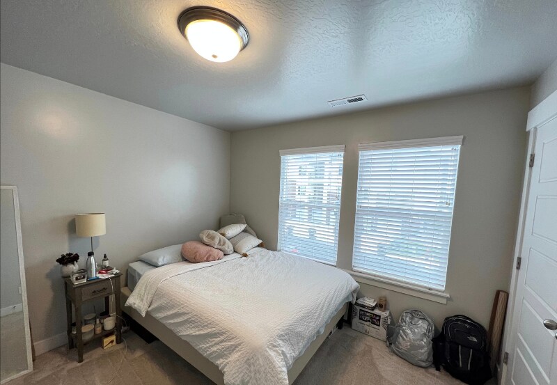 Building Photo - 5233 W Cannavale Ln