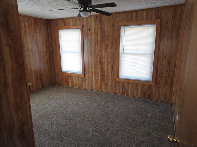 Building Photo - 1711 W 17th St