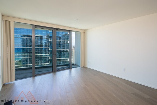 Building Photo - 1000 Auahi St