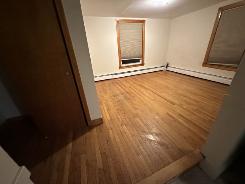 Building Photo - 36-38-38 Forest St