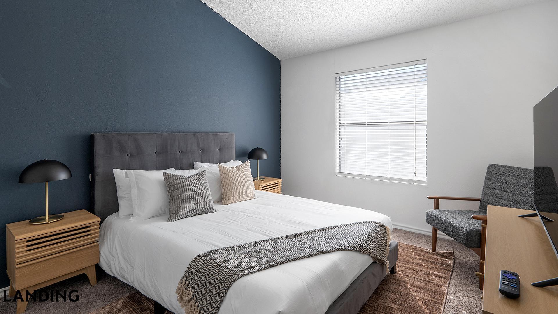 Building Photo - 1071 Clayton Ln