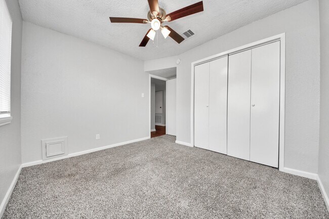 Building Photo - 16714 Britford