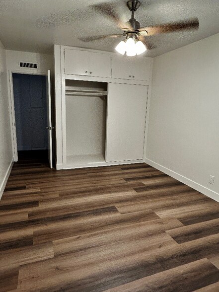 Building Photo - 1339 N Hobart Blvd