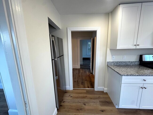 Building Photo - 195 Court St