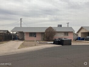 Building Photo - 4641 S 17th Pl