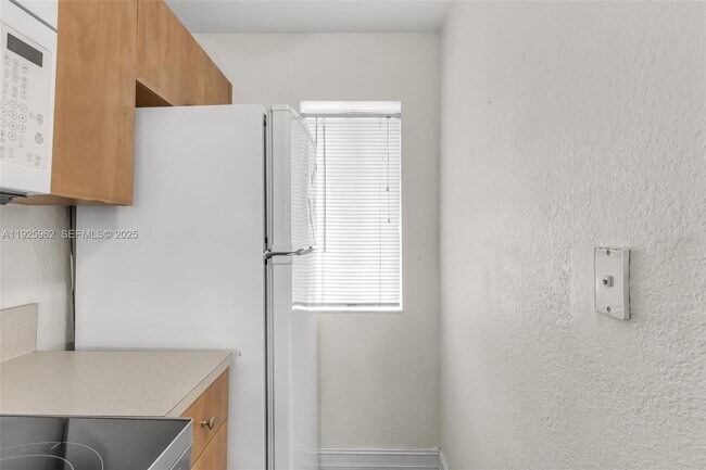 Building Photo - 7995 NW 8th St