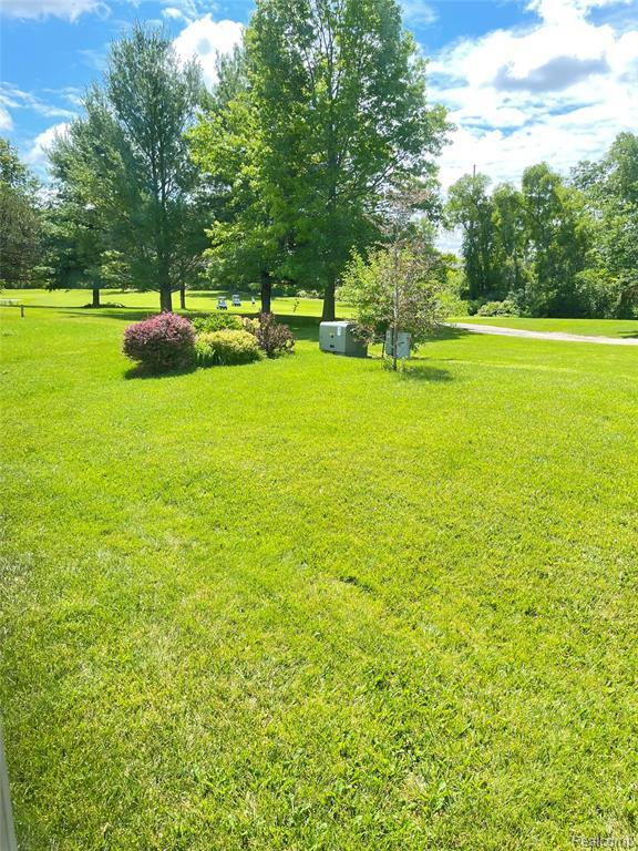 Building Photo - 1215 Oaklawn Dr