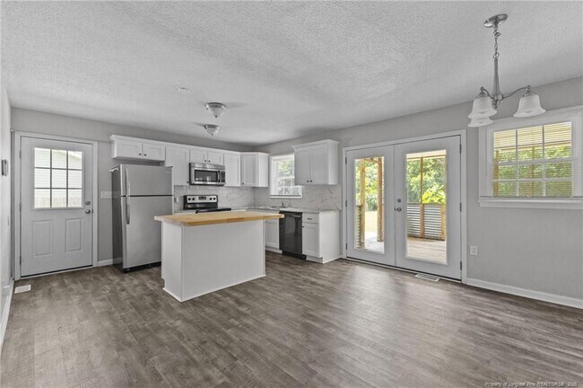 Building Photo - 801 Algood Ave