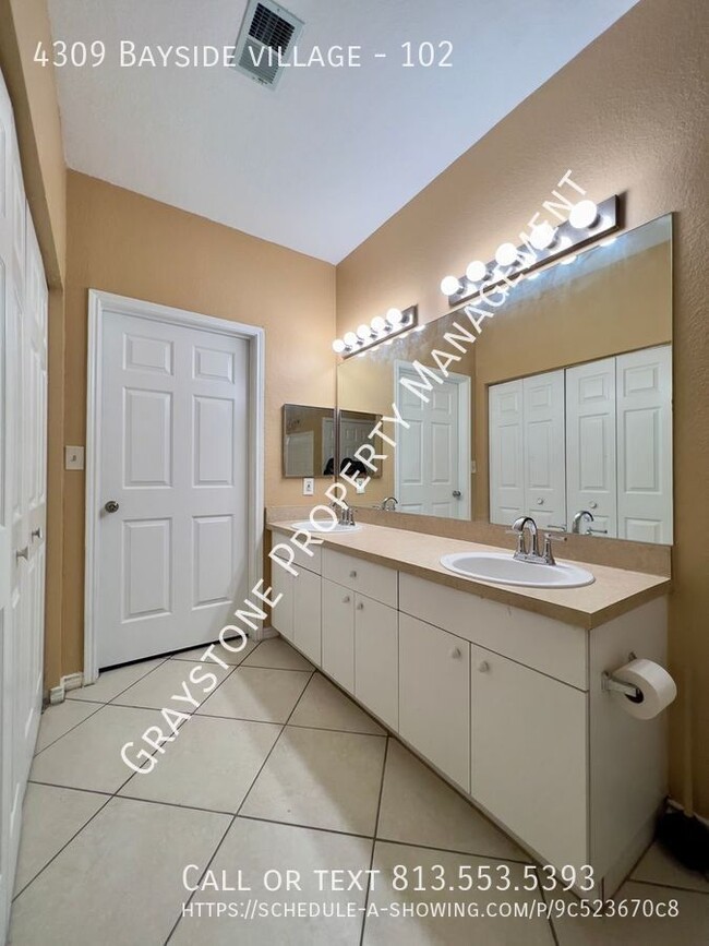 Building Photo - 4309 Bayside Village Dr
