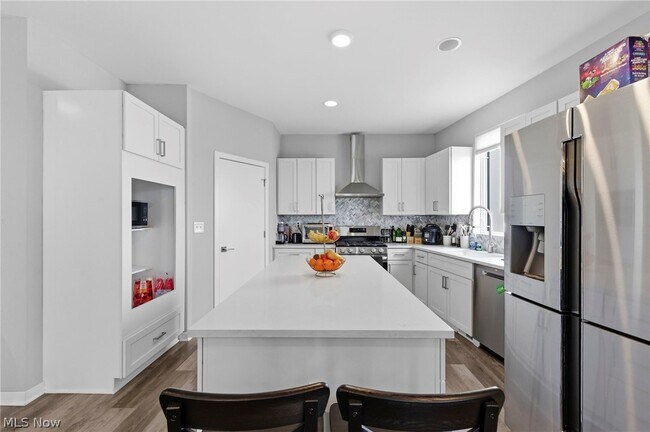 Building Photo - 402 Jefferson Ave