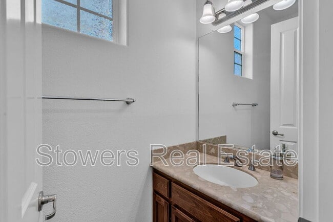 Building Photo - 4685 Malayan St