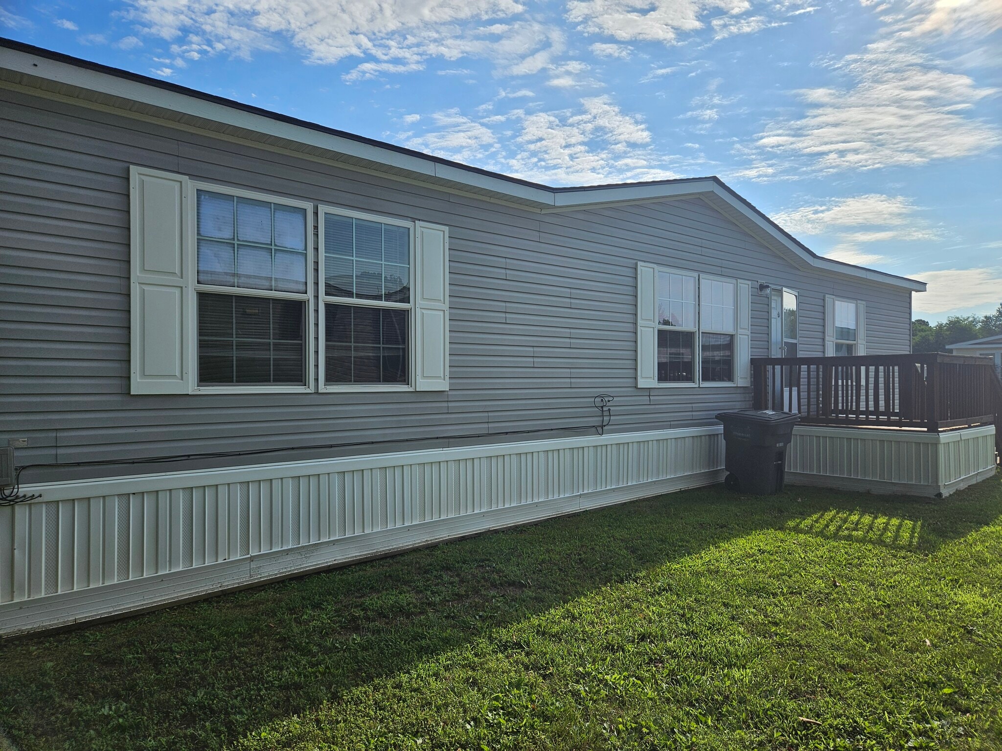 Building Photo - 60 Lynnwood Cir