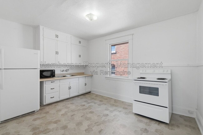 Building Photo - 1509 N Wall St