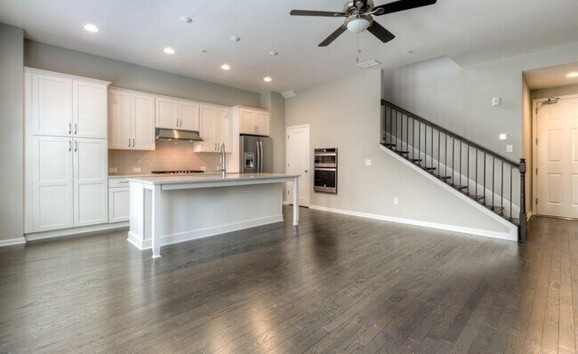 Building Photo - 6722 Cadence Blvd
