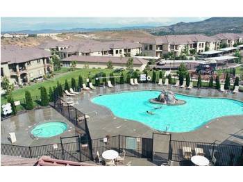 Building Photo - R2100