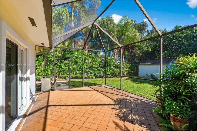 Building Photo - 6731 SW 138th St