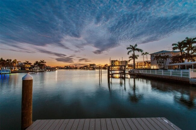 Building Photo - 3 Treasure Ln