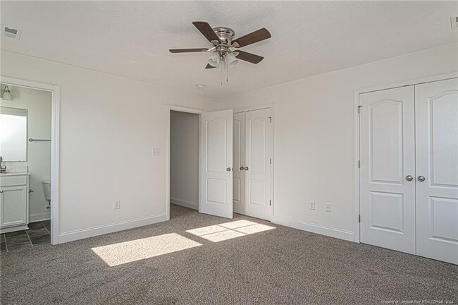 Building Photo - 907 Rochester Dr