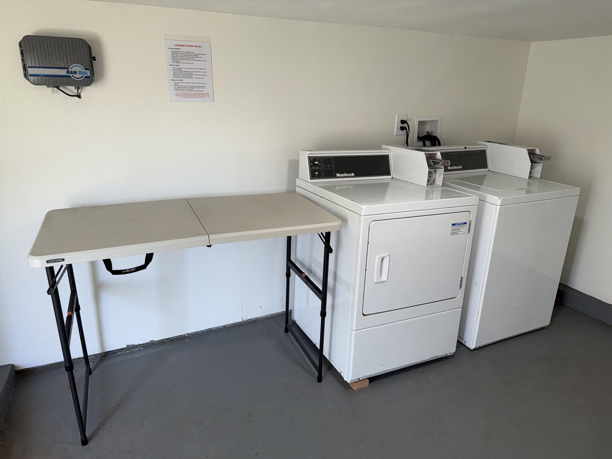 Laundry Room - 6314 1/2 Overhill Dr