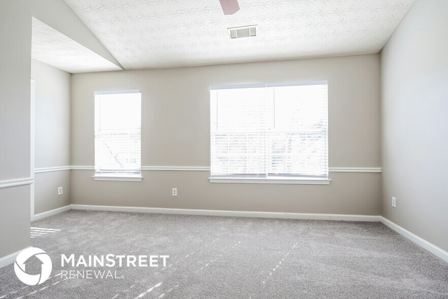 Building Photo - 452 Spring Head Ct