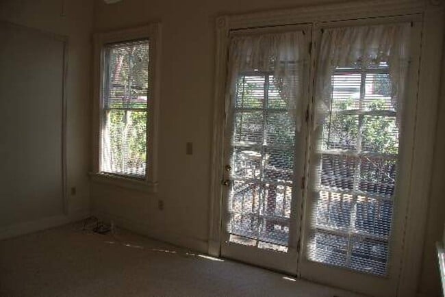 Building Photo - Downtown Sonora 1 bedroom (Duplex)