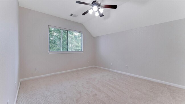 Building Photo - 3 N Fair Manor Cir