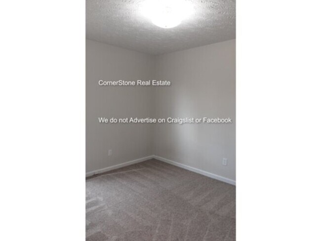 Building Photo - 6701 Pin Oak Ln