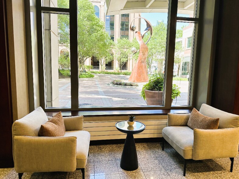 Building Photo - 152 Campau Cir NW