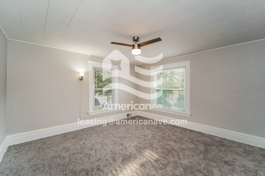 Building Photo - 5326 N 35th St