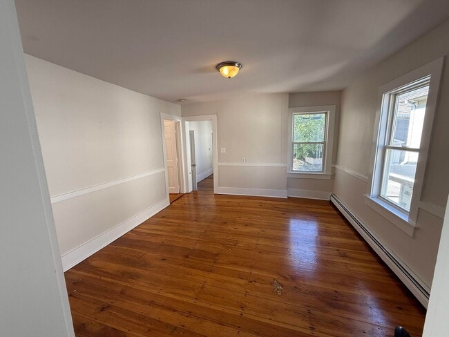Building Photo - 178 Merrimac St