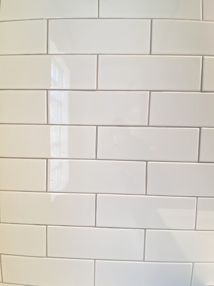 Subway Tile - 1802 E Long St