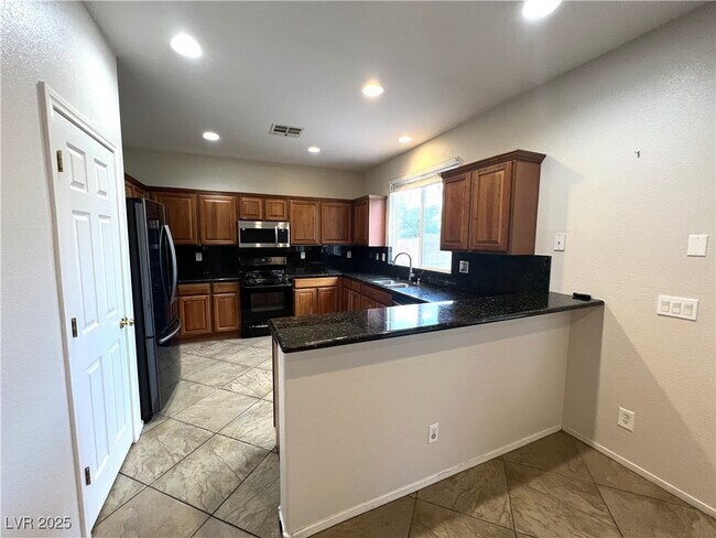 Building Photo - 6908 Caspian Tern St