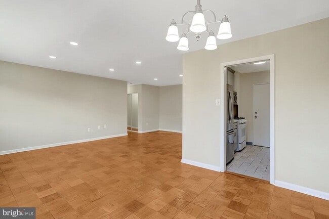 Building Photo - 1830 Columbia Pike